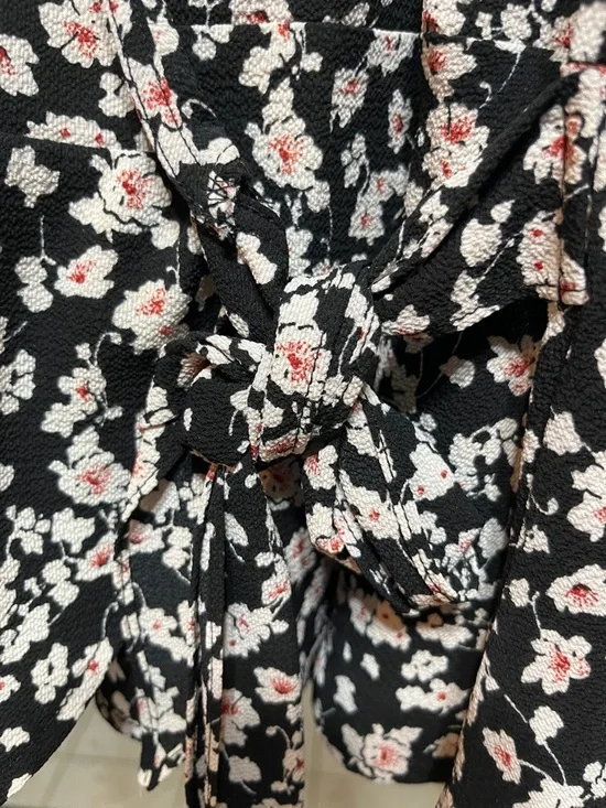 Cross tie shirt - Picture 4 of 4